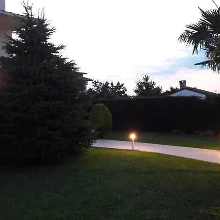 Luxurious Independent And Garden * ليبتوكاريا